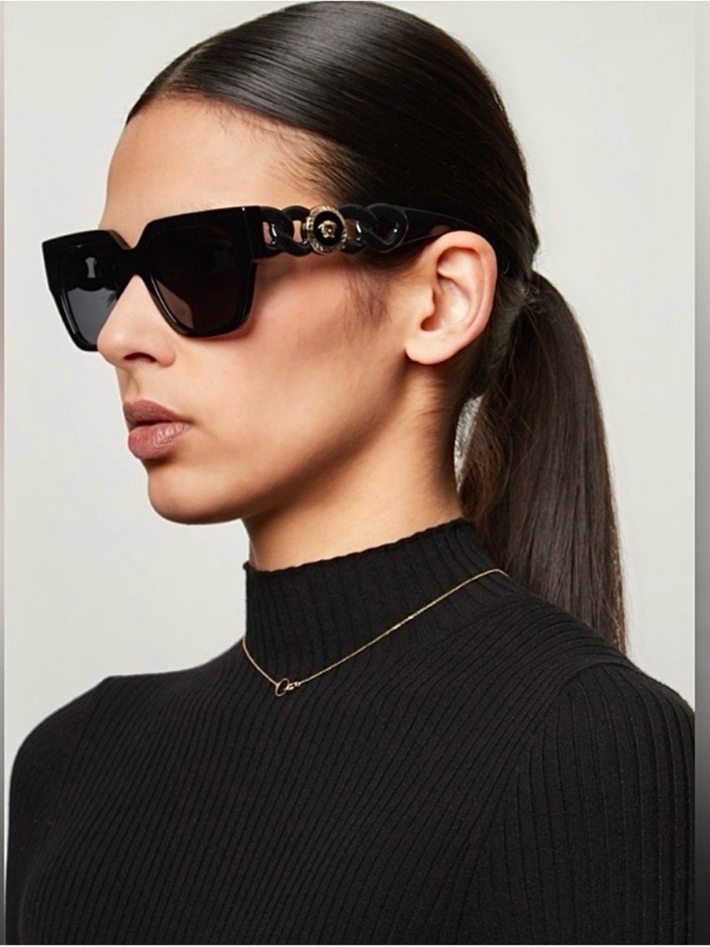 Versace Black Square Frame Medusa Motif Sunglasses New in Box NIB Authentic